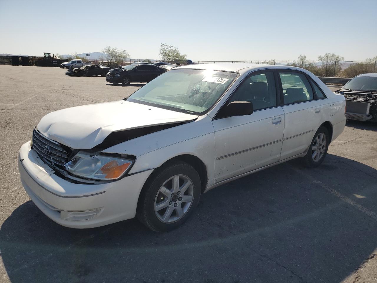 2004 Toyota Avalon Xl for Sale in North Las Vegas, NV - Front End