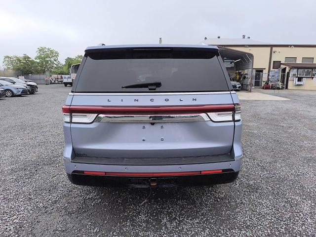  LINCOLN NAVIGATOR 2022 Granatowy
