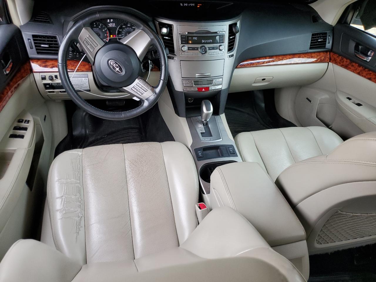 2011 Subaru Outback 2.5I Limited VIN: 4S4BRBKC9B3359880 Lot: 57288675