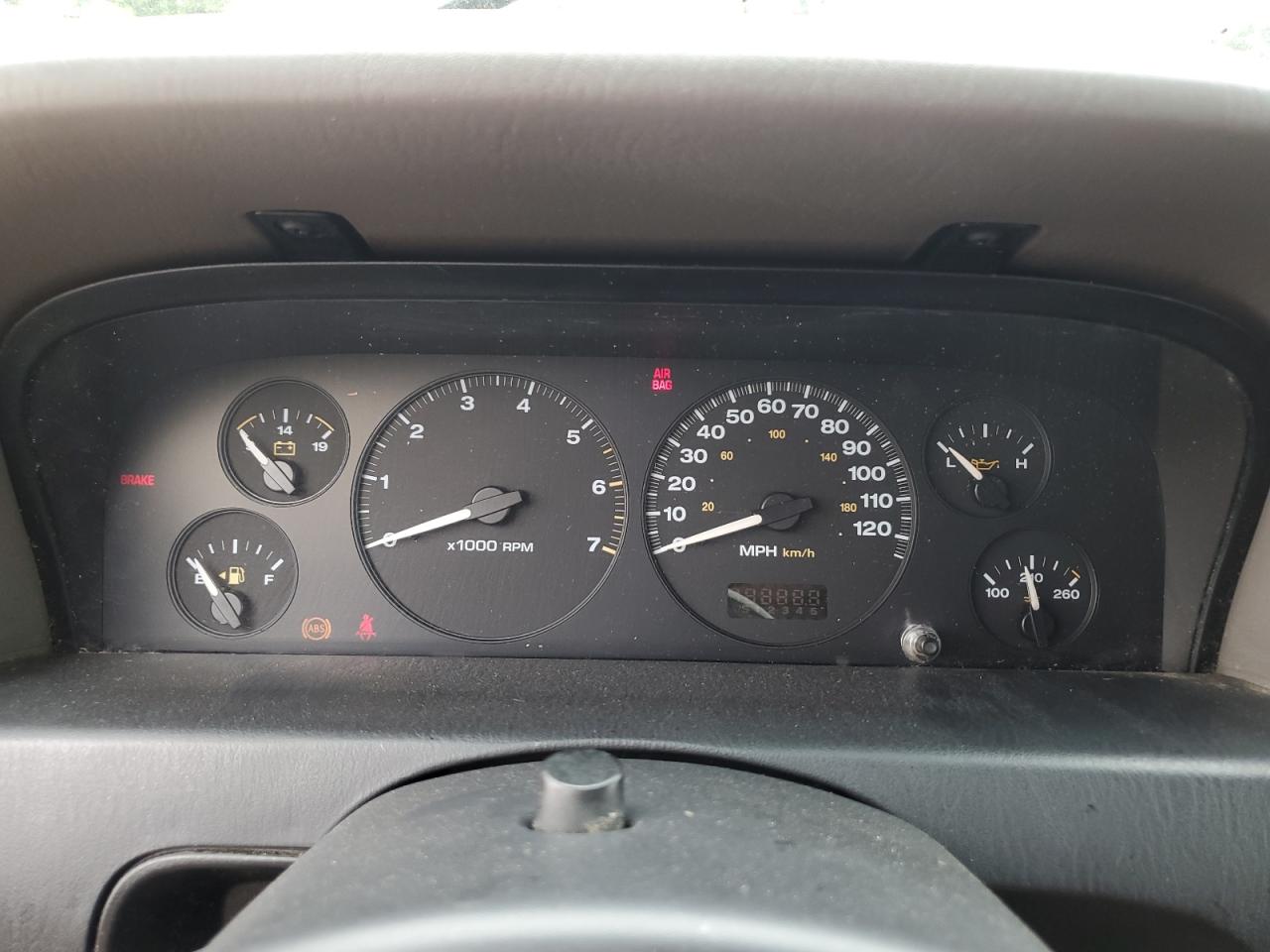 2002 Jeep Grand Cherokee Laredo VIN: 1J4GX48S52C148308 Lot: 58755165
