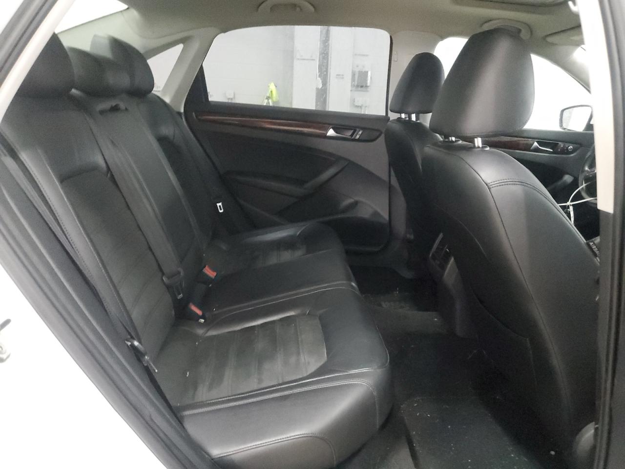 2013 Volkswagen Passat Sel VIN: 1VWCP7A30DC100014 Lot: 55271515