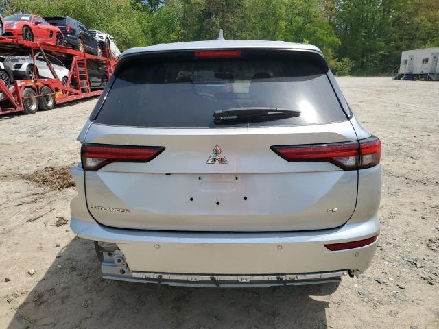  MITSUBISHI OUTLANDER 2024 Srebrny