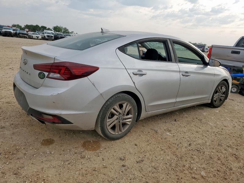  HYUNDAI ELANTRA 2019 Серебристый