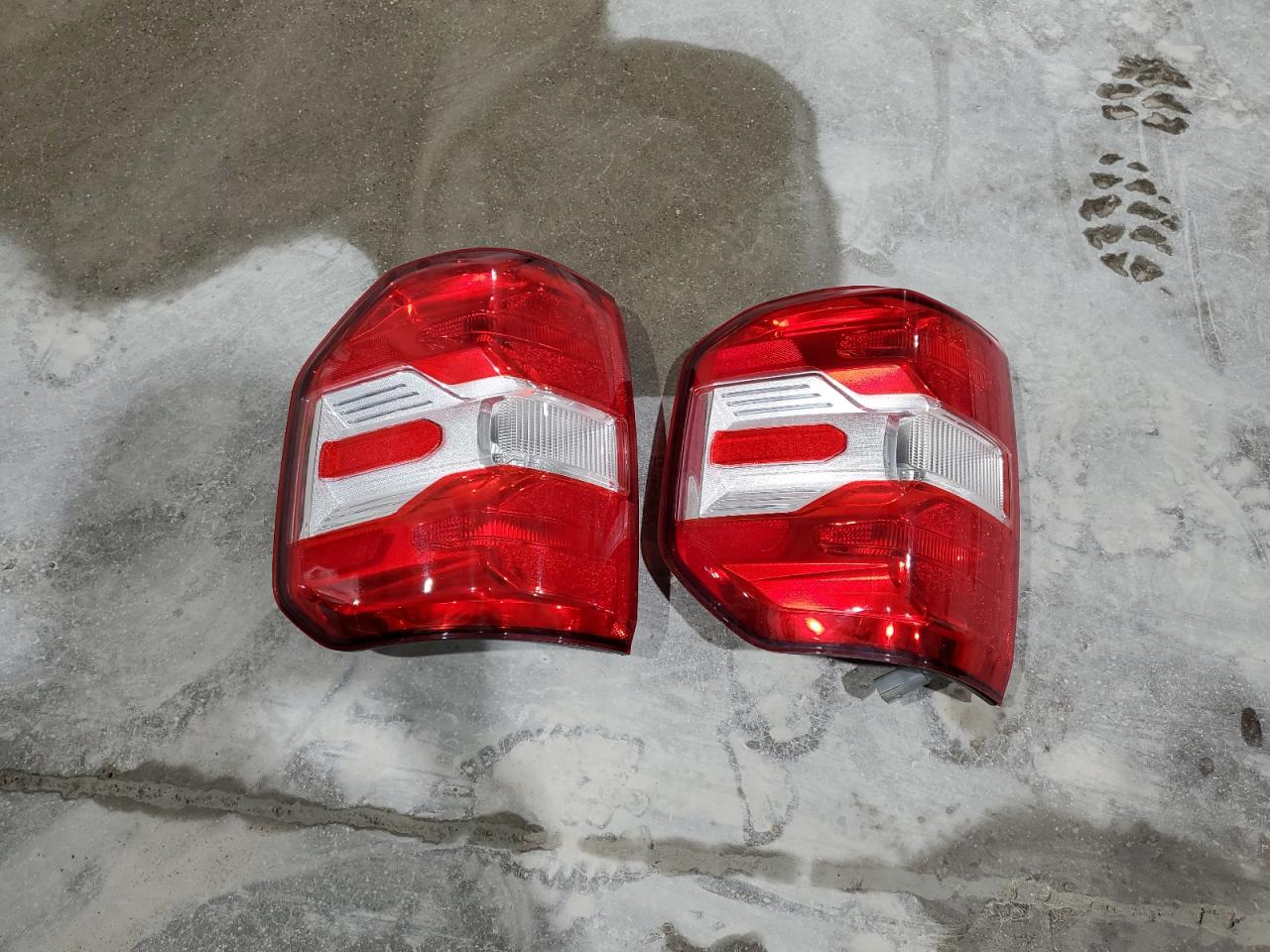 2022 Ford Maverick Xl VIN: 3FTTW8F98NRA77836 Lot: 56213765