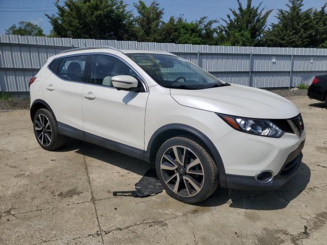  NISSAN ROGUE 2019 White