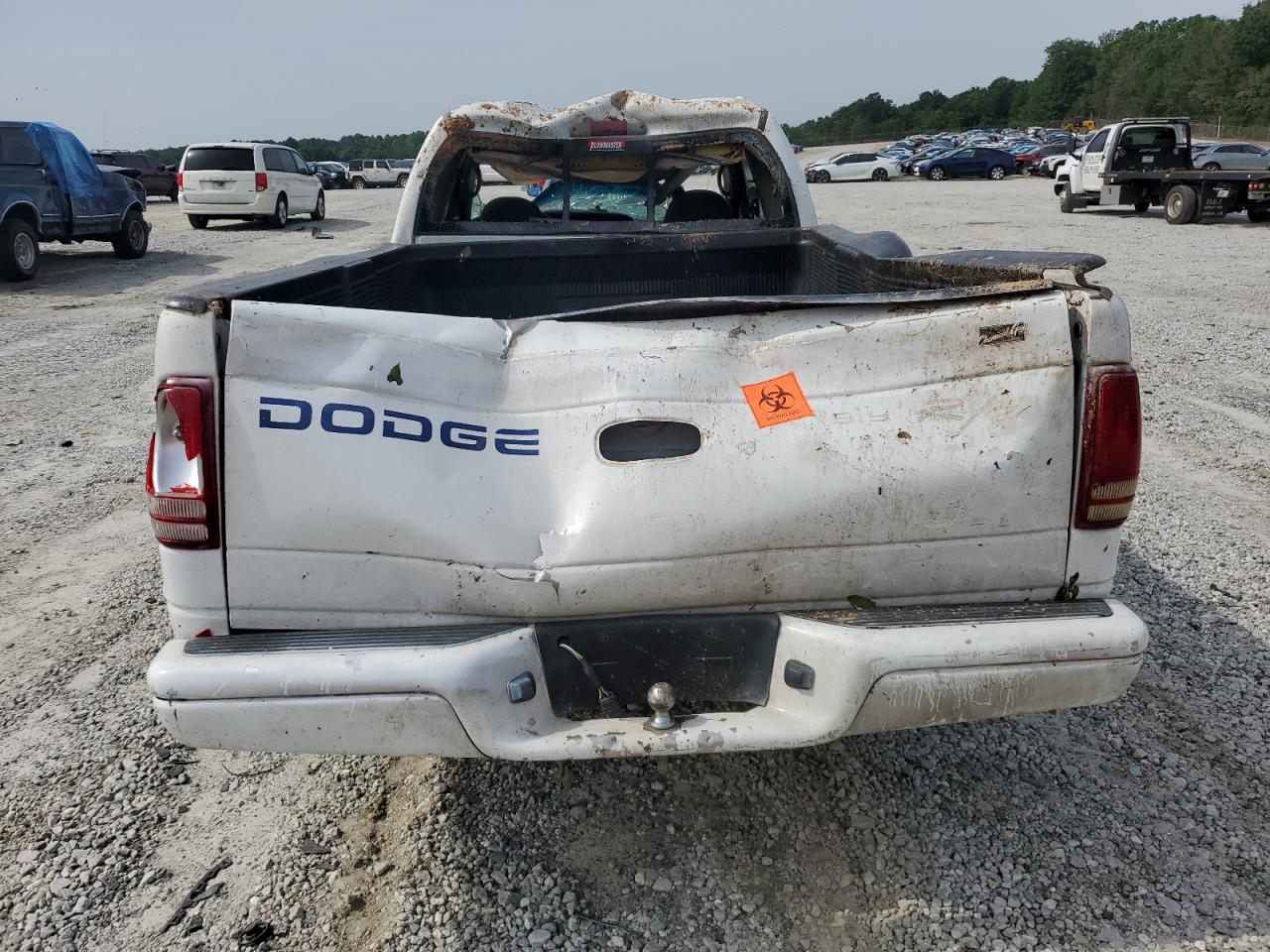 2000 Dodge Dakota VIN: 1B7GL22Z8YS588811 Lot: 57253645