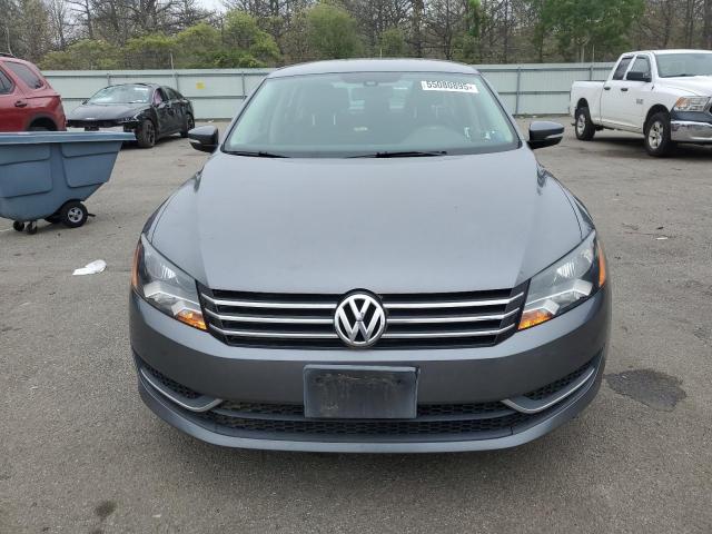 Sedans VOLKSWAGEN PASSAT 2013 Szary