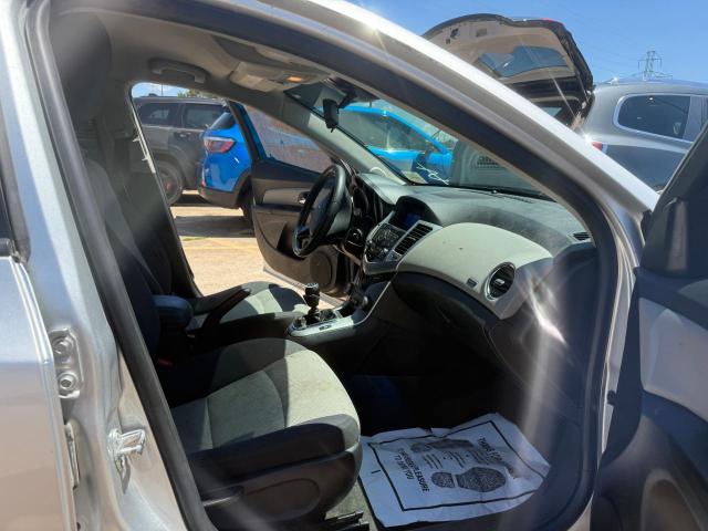 Sedans CHEVROLET CRUZE 2015 Silver