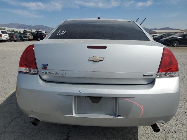 Sedans CHEVROLET IMPALA 2016 Srebrny
