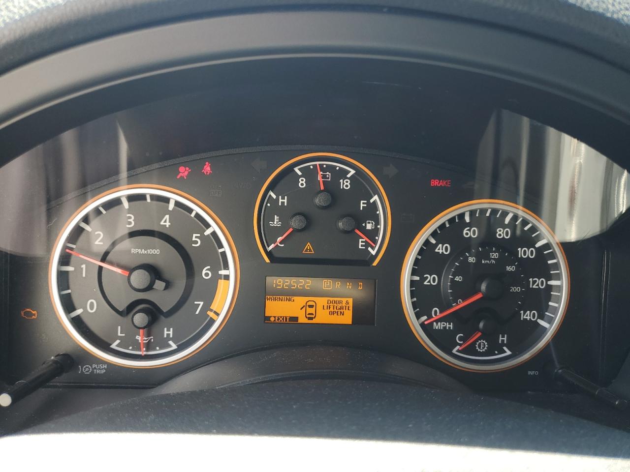 2015 Nissan Armada Sv VIN: 5N1BA0ND7FN617470 Lot: 55651215