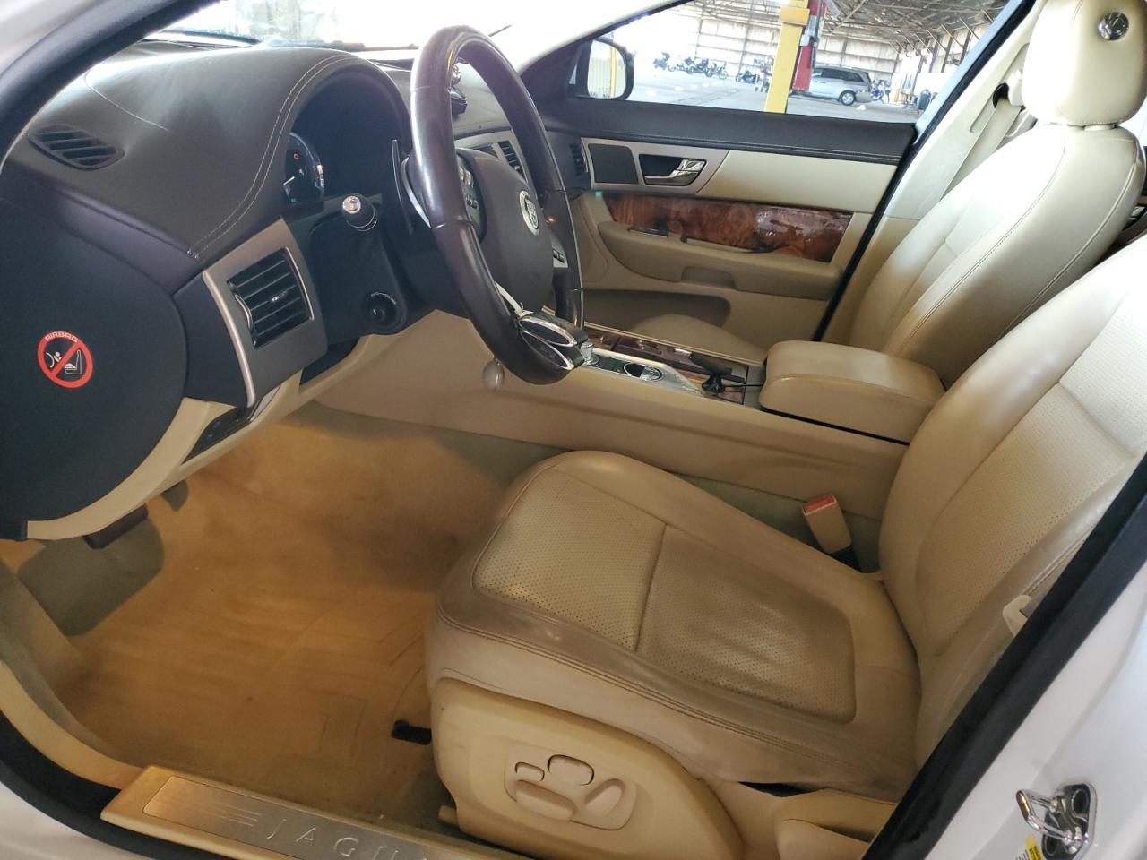 2011 Jaguar Xf Premium VIN: SAJWA0GB9BLR95198 Lot: 57830505