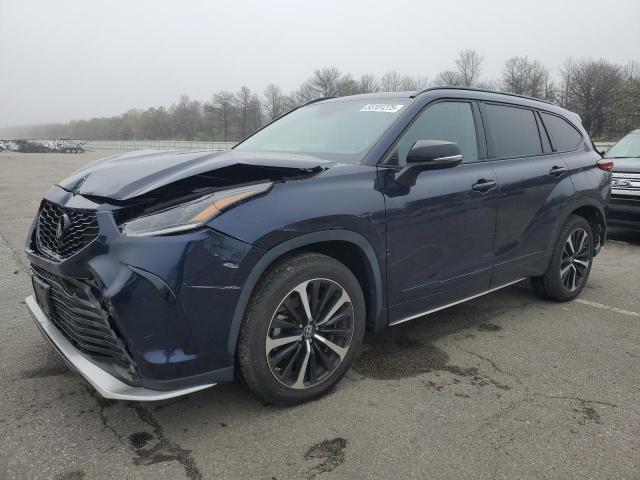  TOYOTA HIGHLANDER 2022 Синий