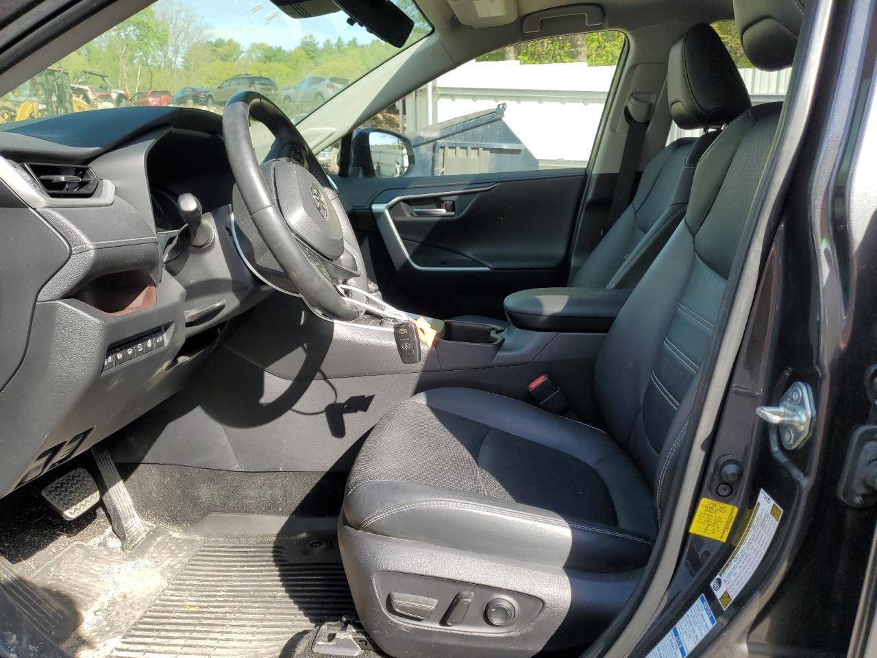 2022 Toyota Rav4 Limited VIN: JTMN1RFV2NJ040494 Lot: 56639655