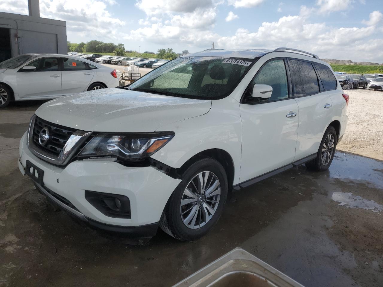 2020 Nissan Pathfinder Sv for Sale in West Palm Beach, FL - Front End