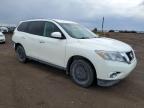 2015 Nissan Pathfinder S للبيع في Rocky View County، AB - Rear End