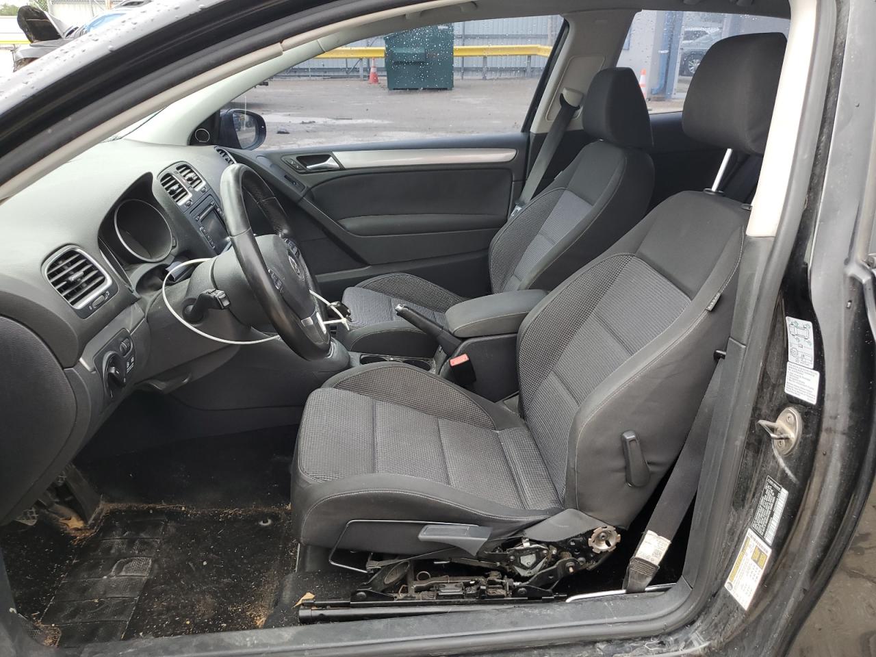 2011 Volkswagen Golf VIN: WVWMM7AJXBW330749 Lot: 58367165