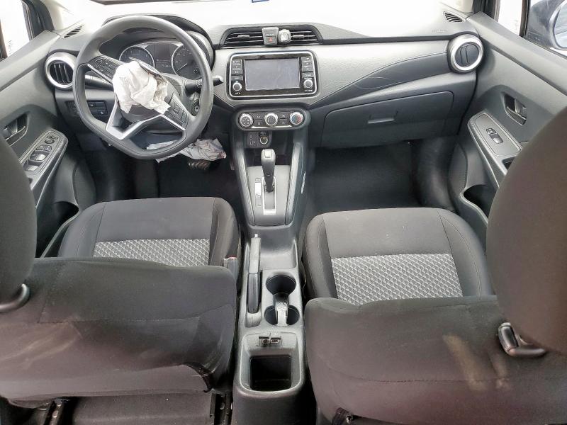  NISSAN VERSA 2022 Gray