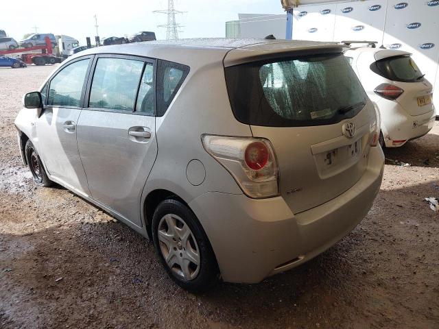 2010 TOYOTA VERSO T2 V