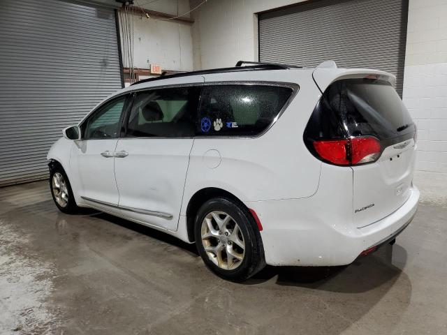  CHRYSLER PACIFICA 2017 White
