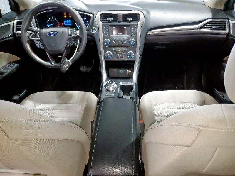  FORD FUSION 2017 Srebrny