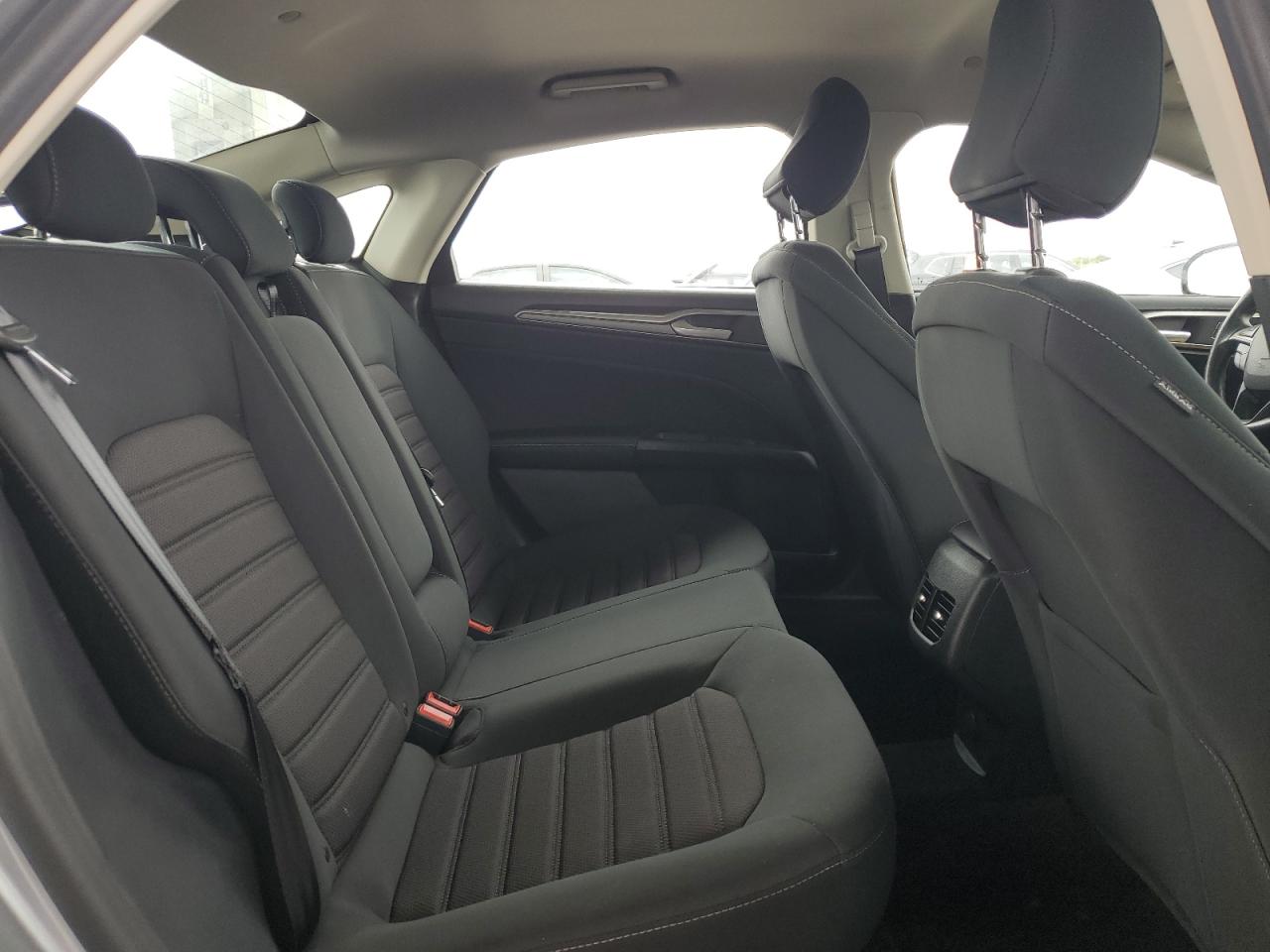 2020 Ford Fusion Se VIN: 3FA6P0LU3LR119062 Lot: 54023725