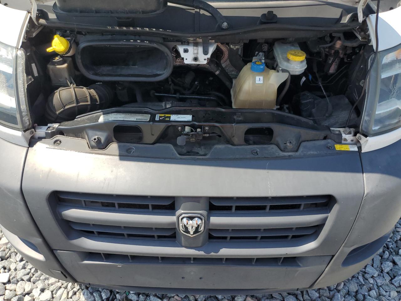 2018 Ram Promaster 2500 2500 High VIN: 3C6TRVDG2JE145869 Lot: 58159735
