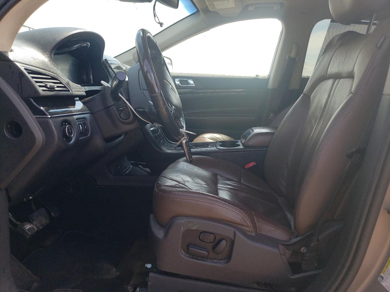 2018 Lincoln Mkt VIN: 2LMHJ5FK4JBL00498 Lot: 55849165