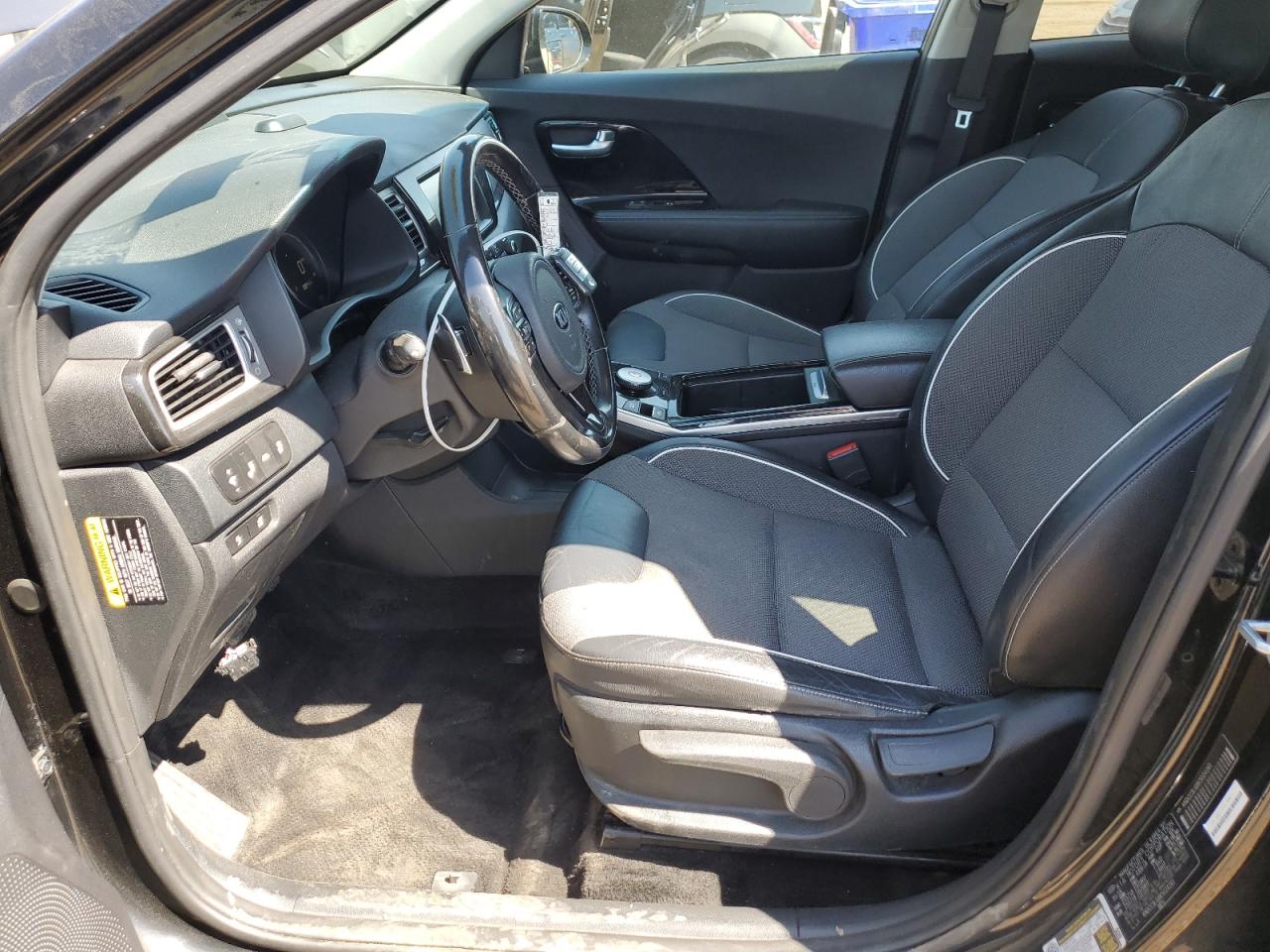 2019 Kia Niro Ex VIN: KNDCC3LG8K5024261 Lot: 56686095