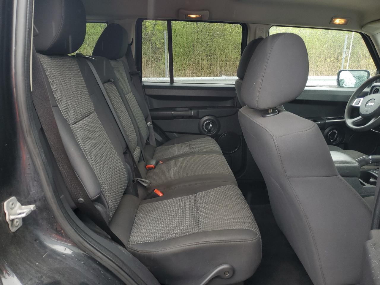 2010 Jeep Commander Sport VIN: 1J4RG4GK0AC156678 Lot: 55772055