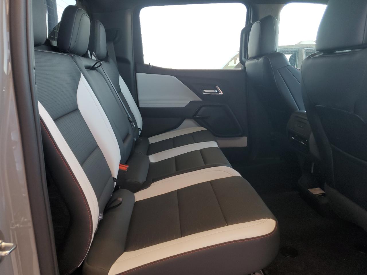 2025 Chevrolet Silverado Rst VIN: 1GC101ED7SU406195 Lot: 56063275