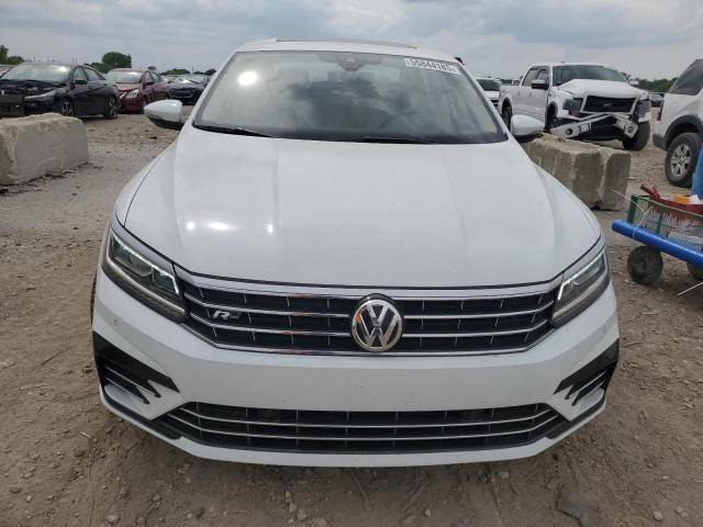  VOLKSWAGEN PASSAT 2019 White