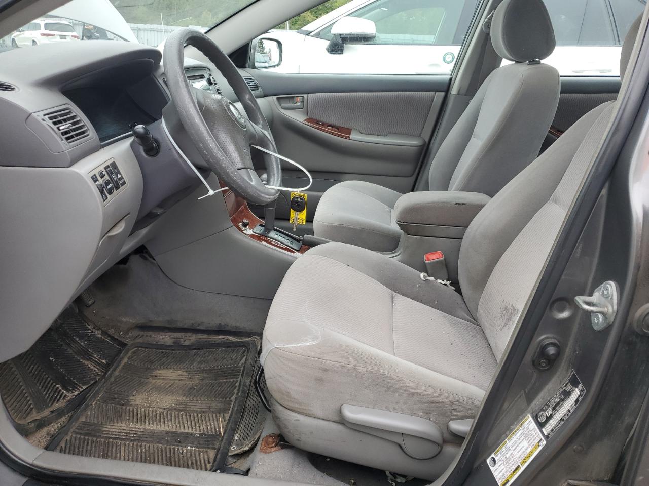 2005 Toyota Corolla Ce VIN: 2T1BR32E55C892817 Lot: 55475105