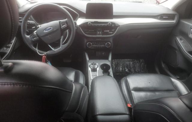 FORD ESCAPE 2021 Czerwony