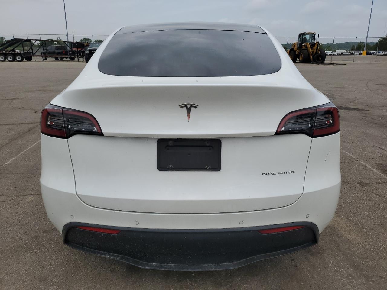 2021 Tesla Model Y VIN: 5YJYGAEE3MF188366 Lot: 57140205