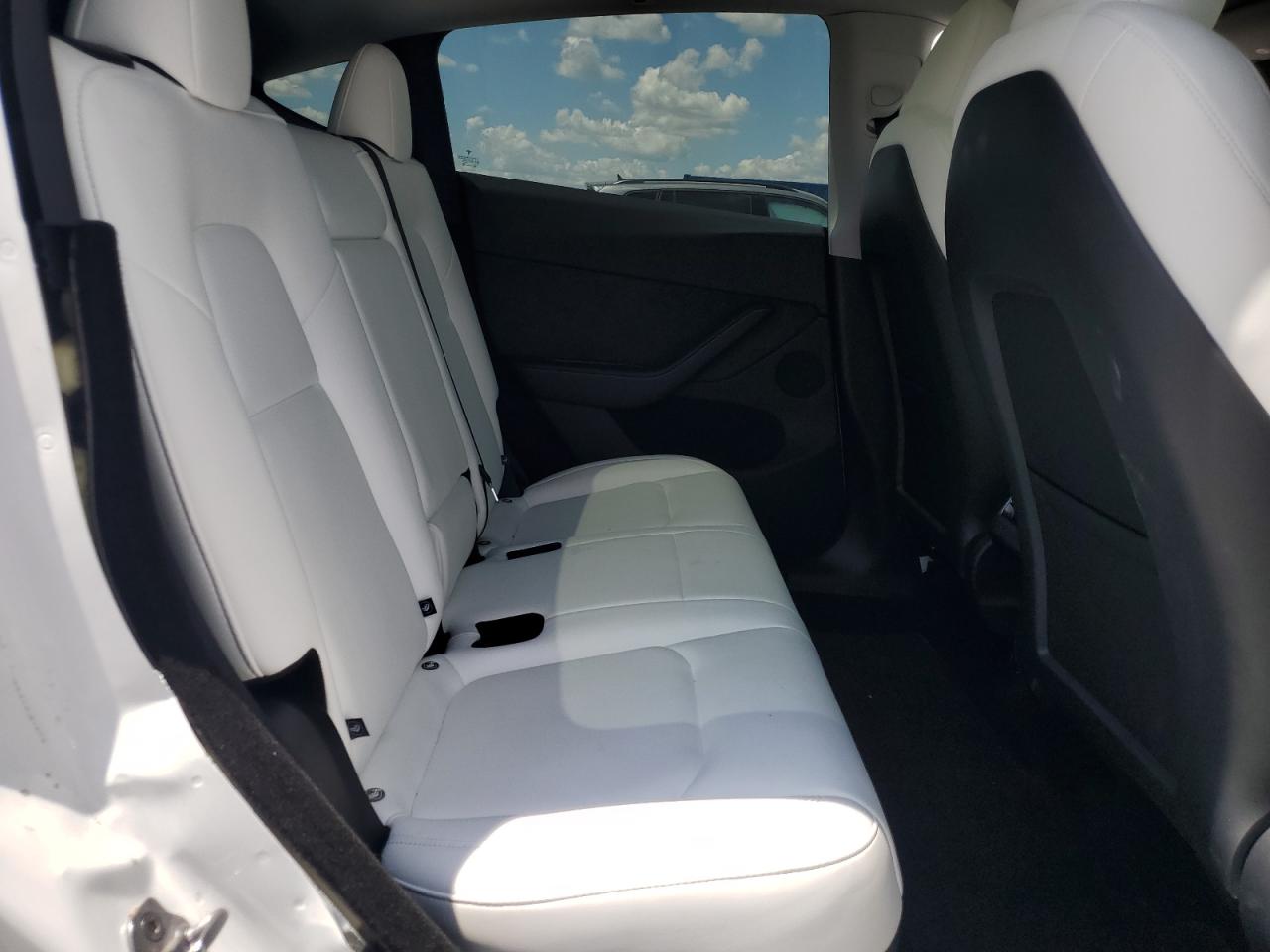 2025 Tesla Model Y VIN: 7SAYGDEE9SA356817 Lot: 56865615