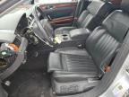 2004 Volkswagen Phaeton 4.2 продається в Kansas City, KS - Minor Dent/Scratches