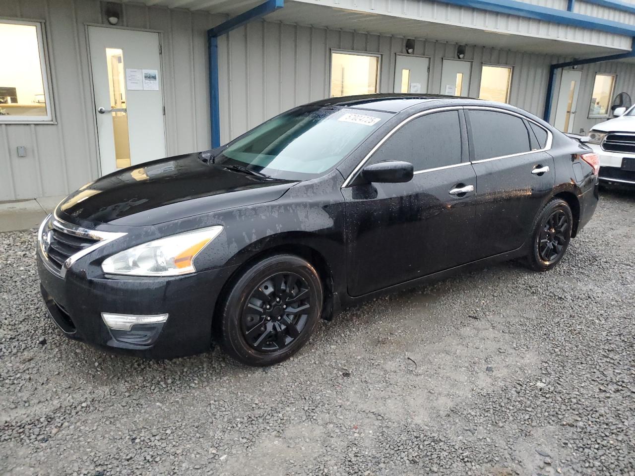 2015 Nissan Altima 2.5 იყიდება Earlington-ში, KY - Hail