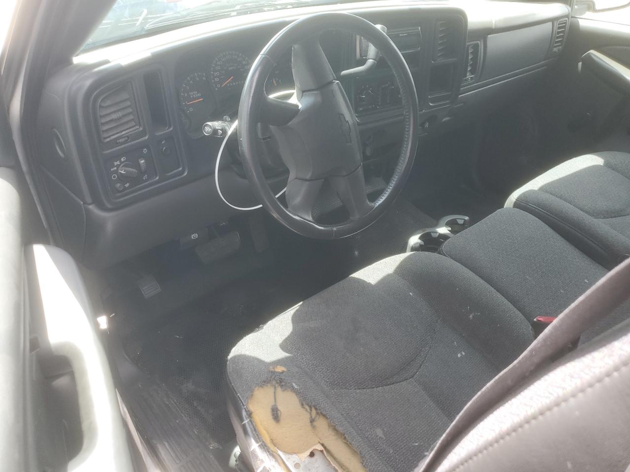 2007 Chevrolet Silverado C1500 Classic VIN: 1GCEC19X77Z107331 Lot: 62929255