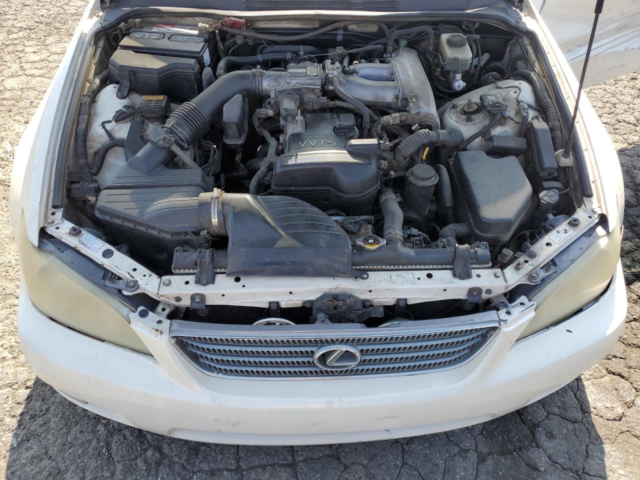 2001 Lexus Is 300 VIN: JTHBD182110029807 Lot: 56356605