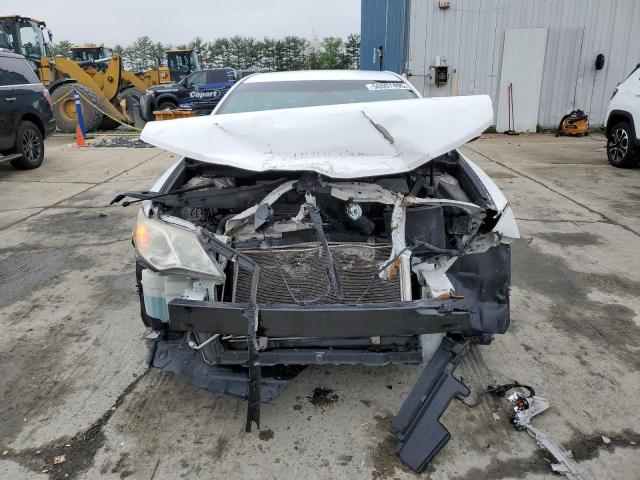  TOYOTA CAMRY 2013 Biały