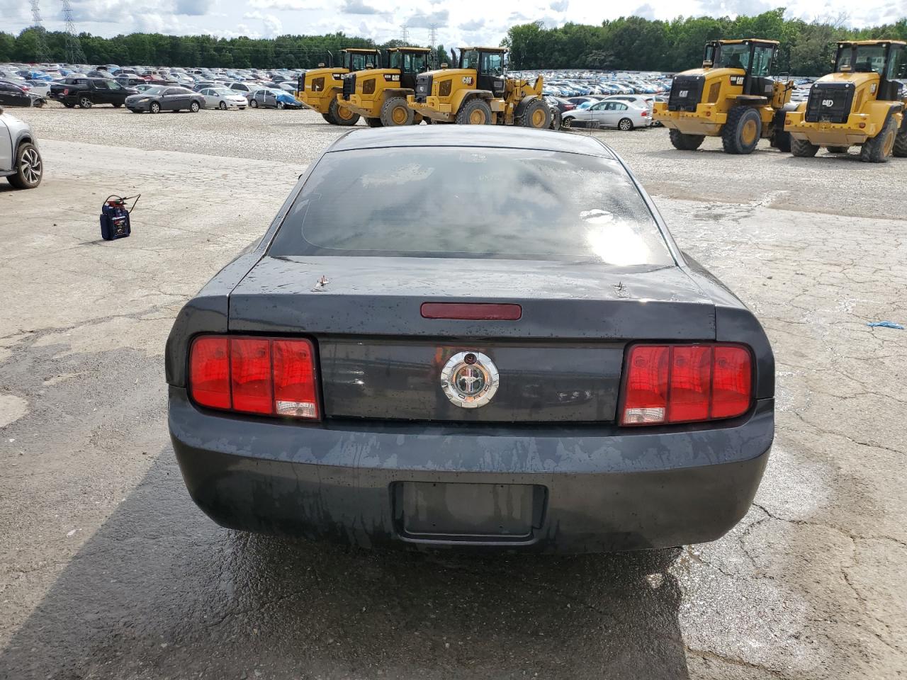 2007 Ford Mustang VIN: 1ZVFT80N175257982 Lot: 58766255