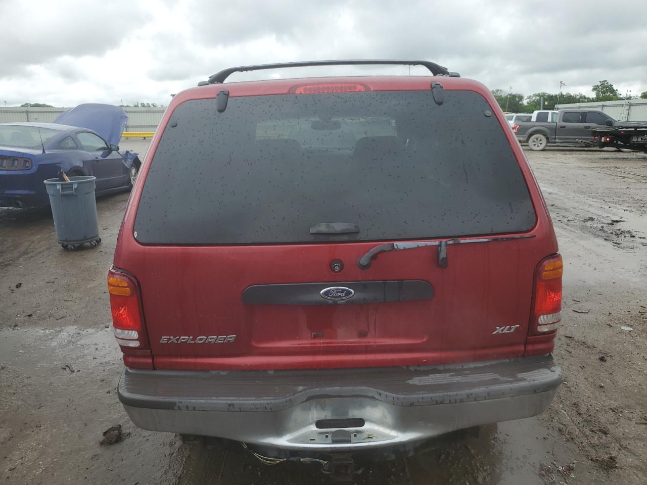 1998 Ford Explorer VIN: 1FMZU34E6WUA86351 Lot: 56220645