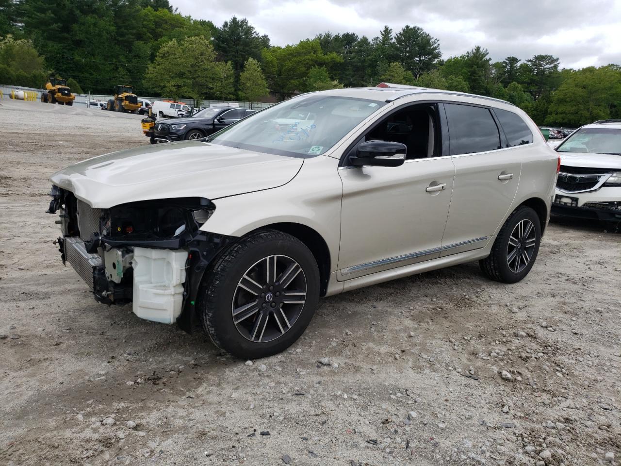 2017 Volvo Xc60 T5 Dynamic for Sale in Mendon, MA - Front End