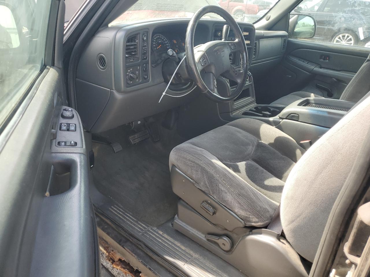 2005 GMC New Sierra K1500 VIN: 1GTEK19B75Z220653 Lot: 56710895