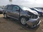 2015 Toyota Sienna Xle for Sale in Chicago Heights, IL - Front End