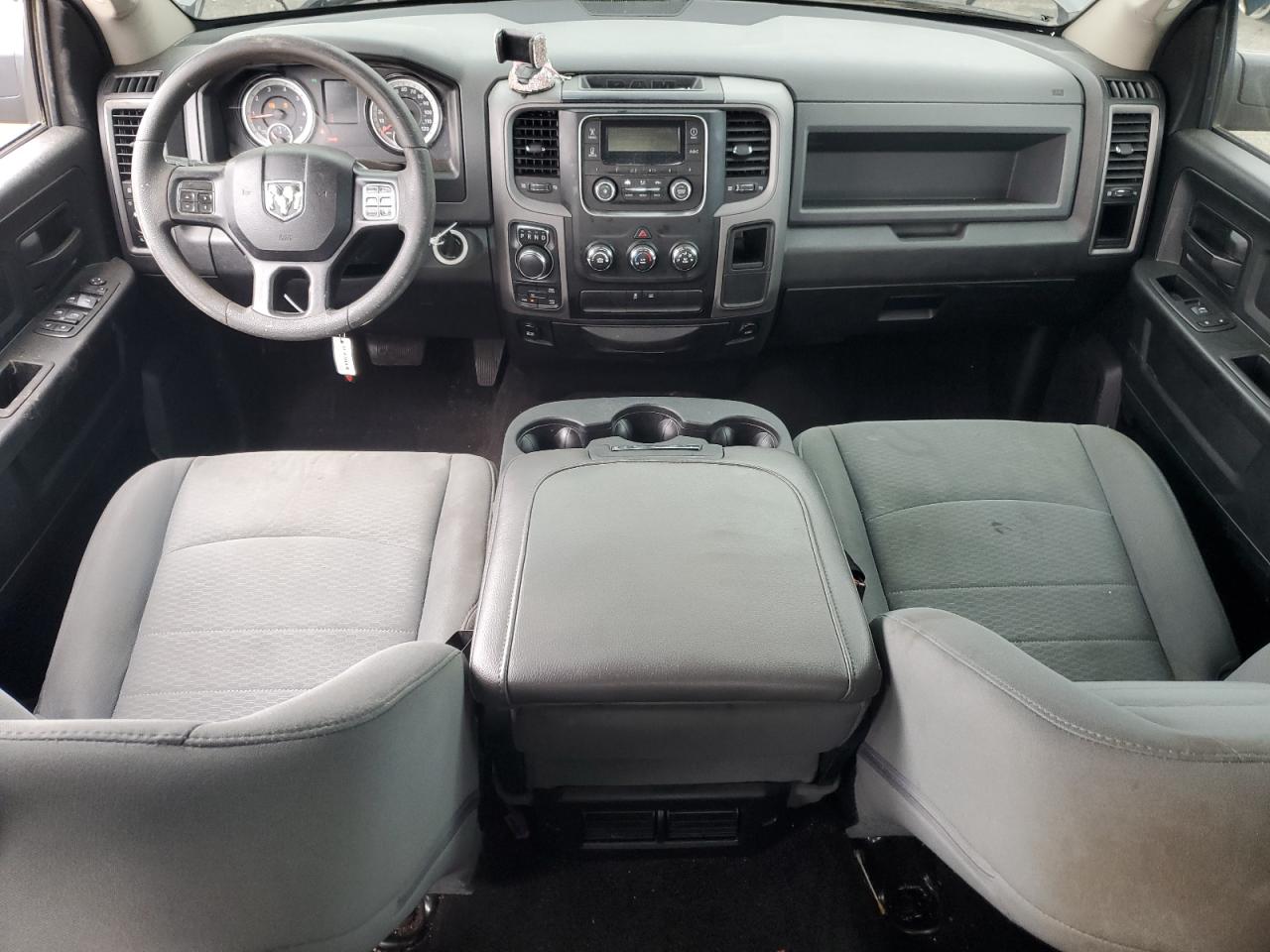 1c6rr7kg8js110890 1C6RR7KG8JS110890 2018 Ram 1500 St
