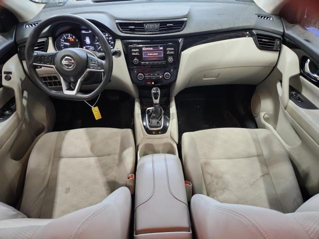  NISSAN ROGUE 2018 Srebrny