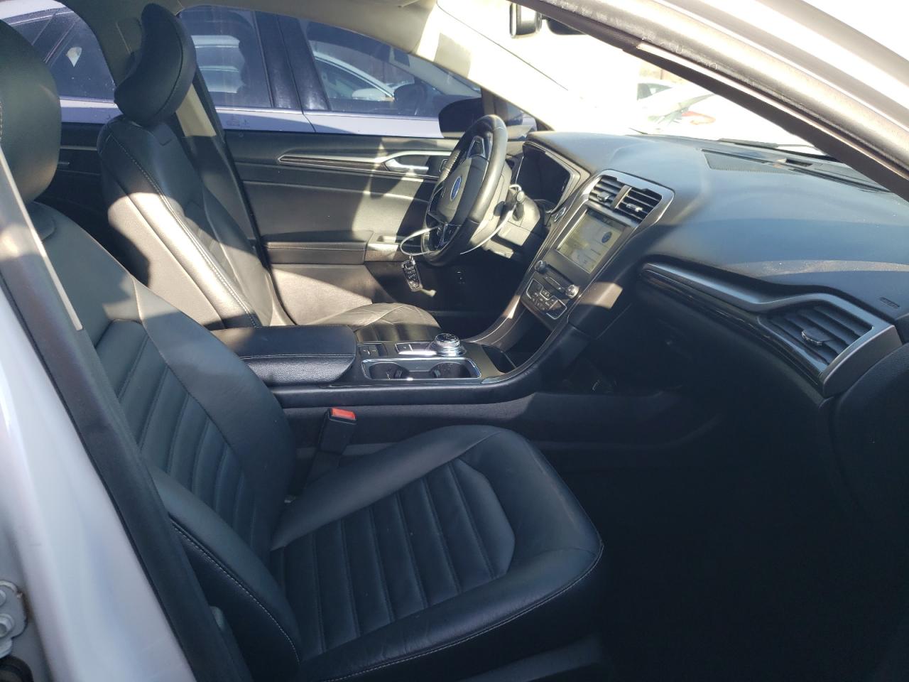 2018 Ford Fusion Se Hybrid VIN: 3FA6P0LU7JR281872 Lot: 54025445