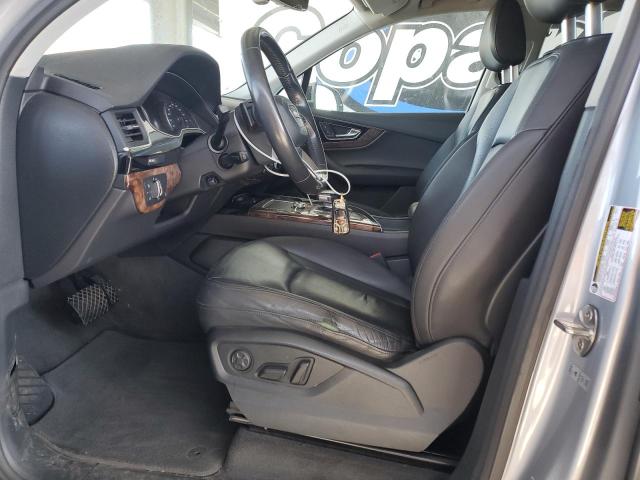  AUDI Q7 2017 Серебристый