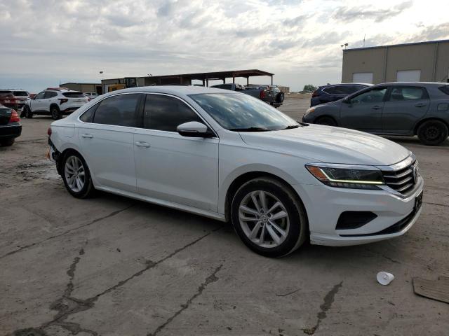  VOLKSWAGEN PASSAT 2020 White